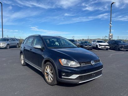 Used 2017 Volkswagen Golf Alltrack