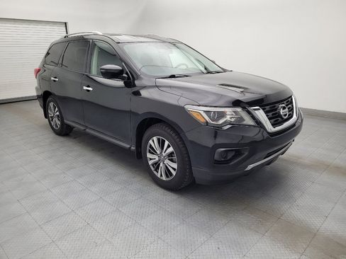 Used 2019 Nissan Pathfinder S image 13