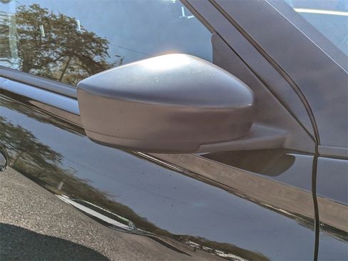 Used 2023 Nissan Kicks S image 10