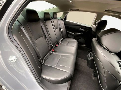 Used 2024 Honda Accord EX-L image 19