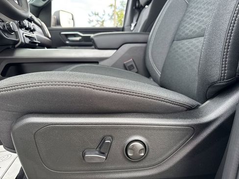 New 2026 RAM 1500 Big Horn AWD/4WD image 14