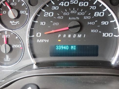 Used 2020 GMC Savana 2500 w/ Driver Convenience Package image 27