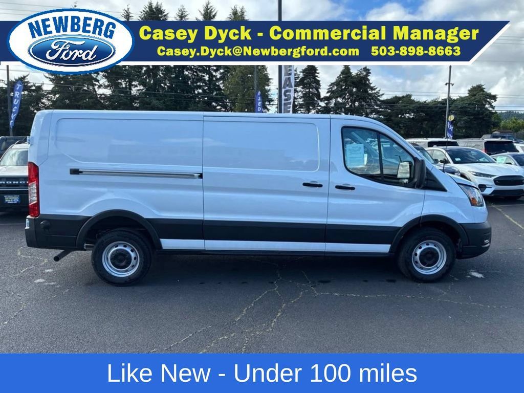 Used 2024 Ford Transit 250 Low Roof RWD image 8