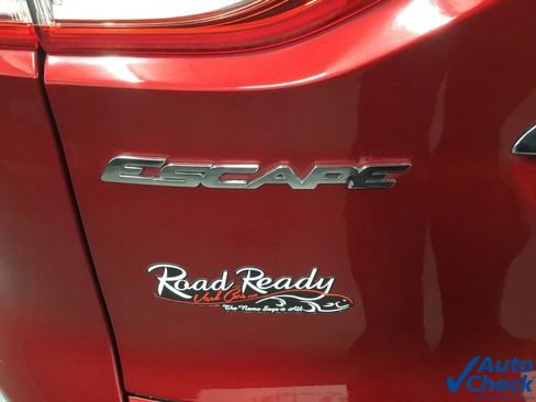 Used 2014 Ford Escape Titanium image 14