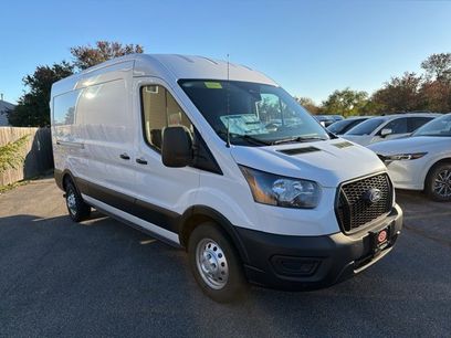New 2026 Ford Transit 250 148 Medium Roof Extended AWD w/ Load Area Protection Package