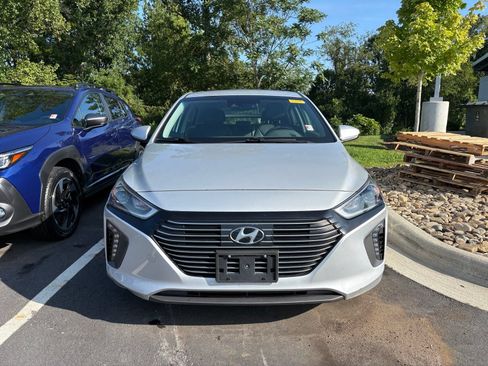 Used 2018 Hyundai Ioniq Limited w/ Limited Ultimate Package 03 FWD image 2