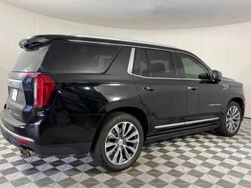 Used 2021 GMC Yukon Denali w/ Denali Ultimate Package AWD/4WD image 12