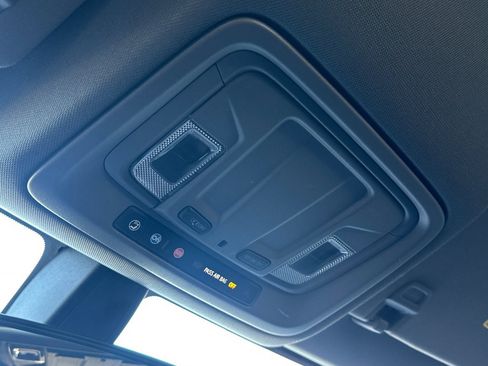 Used 2021 Chevrolet Silverado 1500 LT Trail Boss image 23