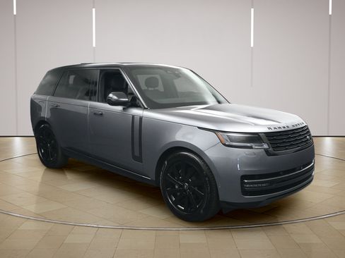 Used 2024 Land Rover Range Rover Long Wheelbase SE AWD/4WD image 24