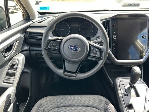Used 2024 Subaru Crosstrek 2.0i Premium AWD/4WD image 17