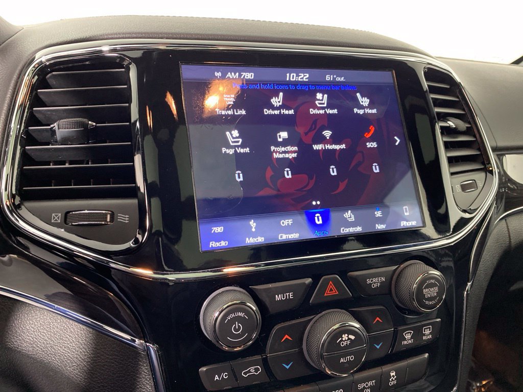 Used 2019 Jeep Grand Cherokee Overland AWD/4WD image 18