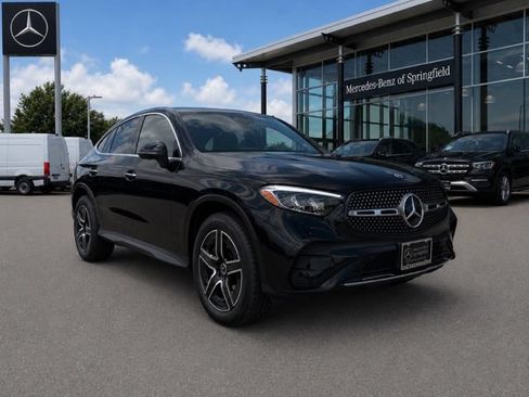 Used 2026 Mercedes-Benz GLC 300 4MATIC image 1