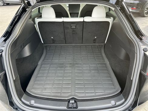 Used 2022 Tesla Model Y Performance image 20