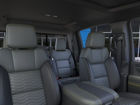 New 2026 Chevrolet Silverado 2500 ZR2 w/ LPO, Dark Essentials Package AWD/4WD image 24