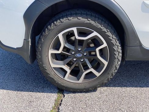 Used 2016 Subaru Crosstrek 2.0i Limited AWD/4WD image 9