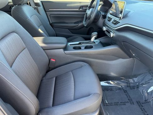 Certified 2025 Nissan Altima 2.5 S image 12