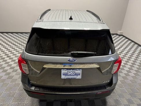 Used 2024 Ford Explorer XLT w/ Class IV Trailer Tow Package image 11