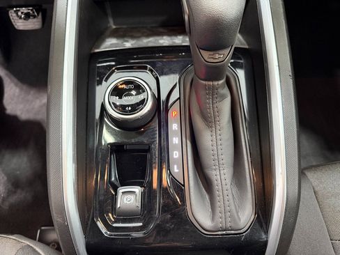 Used 2024 Chevrolet Colorado Trail Boss w/ Advanced Trailering Package image 14