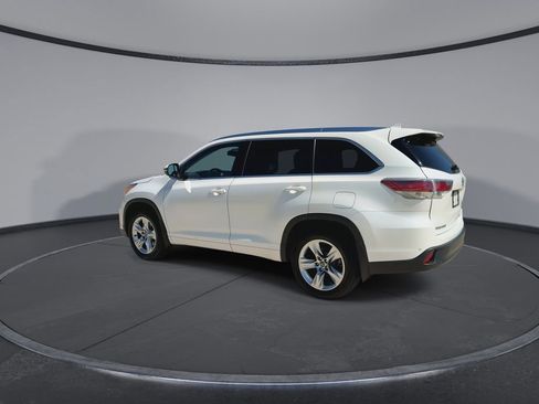 Used 2016 Toyota Highlander Limited image 6