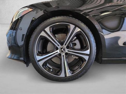 Used 2025 Mercedes-Benz C 300 Sedan image 24