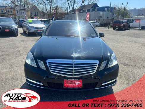 Used 2012 Mercedes-Benz E 350 4MATIC Sedan image 1