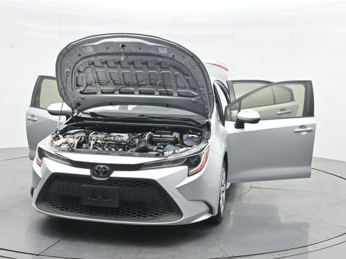 Used 2022 Toyota Corolla LE FWD image 22