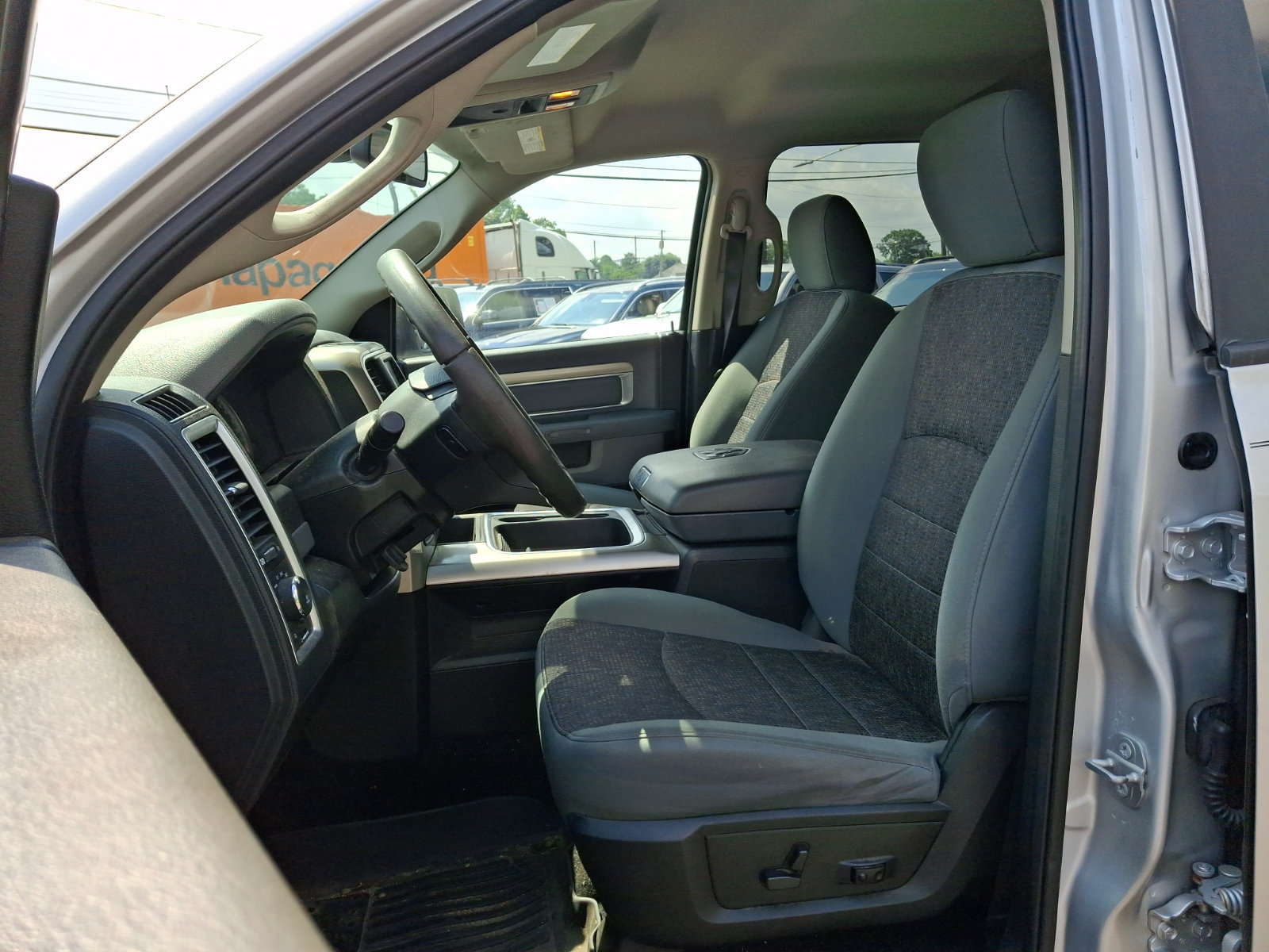 Used 2015 RAM 1500 Big Horn AWD/4WD image 13
