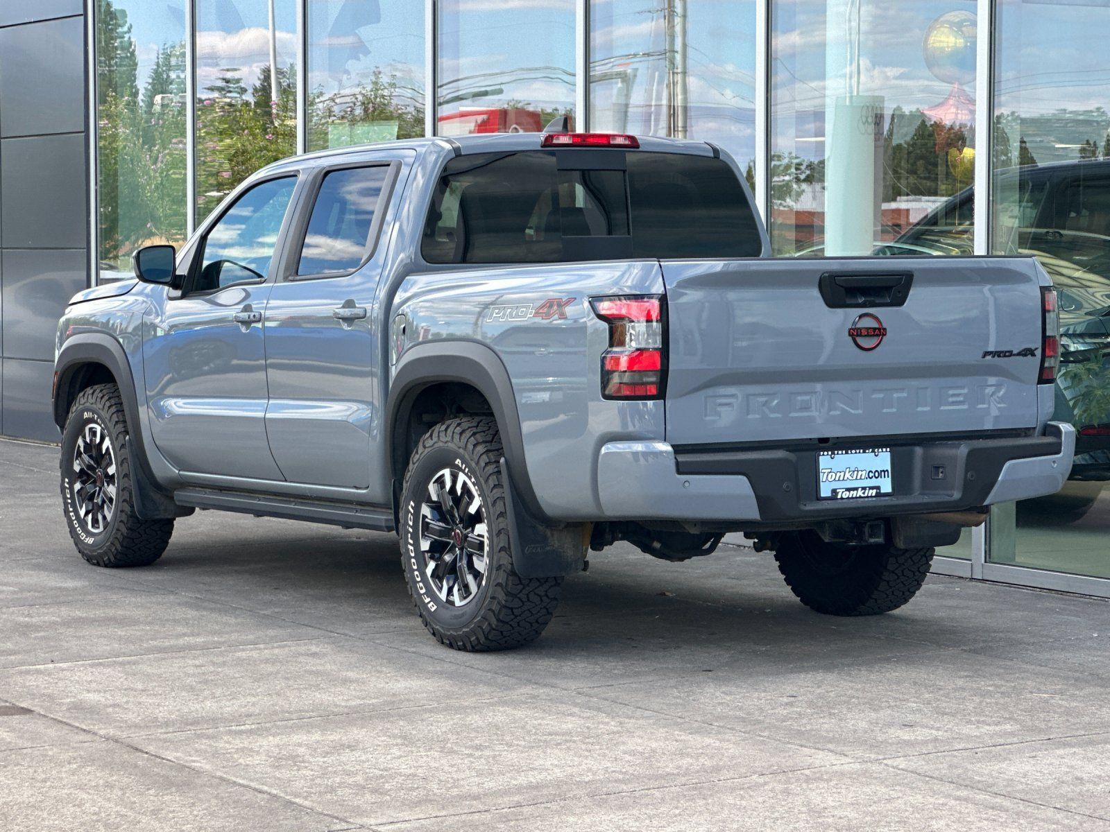 Used 2024 Nissan Frontier PRO-4X w/ Technology Package AWD/4WD image 5