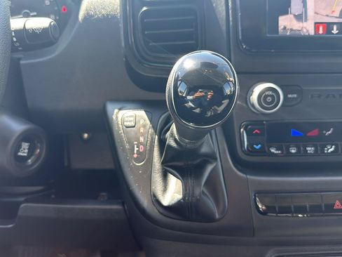 Used 2023 RAM ProMaster 2500 w/ Driver Convenience Group FWD image 23