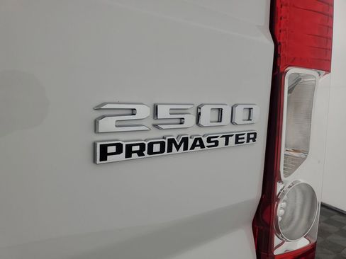 Used 2024 RAM ProMaster 2500 w/ Quick Order Package 22G SLT image 29