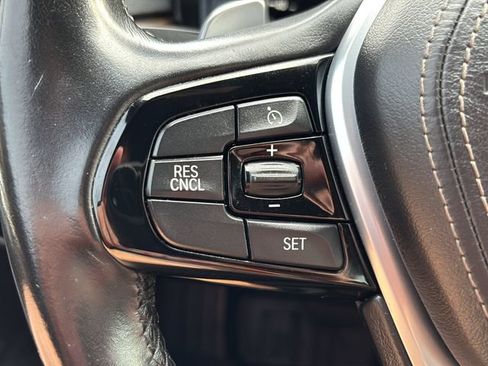Used 2017 BMW 540i RWD image 18