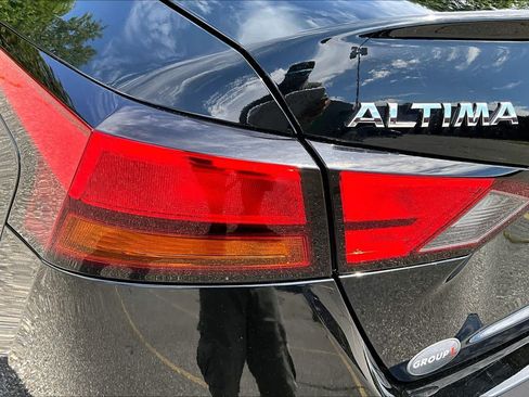 Used 2019 Nissan Altima 2.5 S FWD image 27