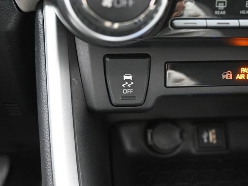 Certified 2024 Toyota RAV4 XLE image 25