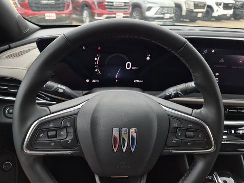 Used 2024 Buick Envista Avenir image 20