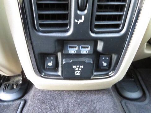 Used 2018 Jeep Grand Cherokee Limited w/ Trailer Tow Group IV image 13