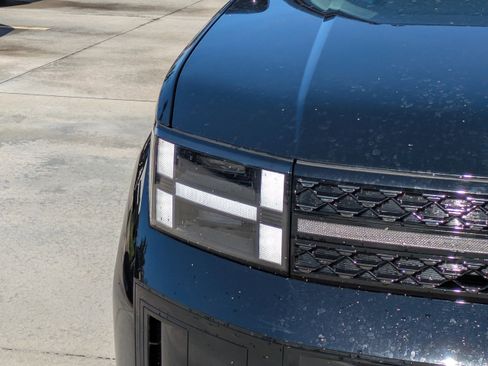 Used 2025 Hyundai Santa Fe Calligraphy image 7