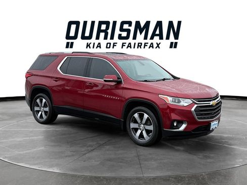 Used 2018 Chevrolet Traverse LT image 1