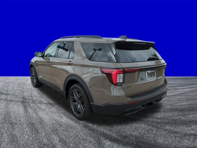 New 2026 Ford Explorer ST-Line w/ ST-Line Street Pack RWD image 6