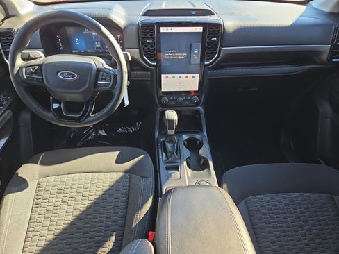 Used 2024 Ford Ranger XLT w/ FX4 Off-Road Package image 9