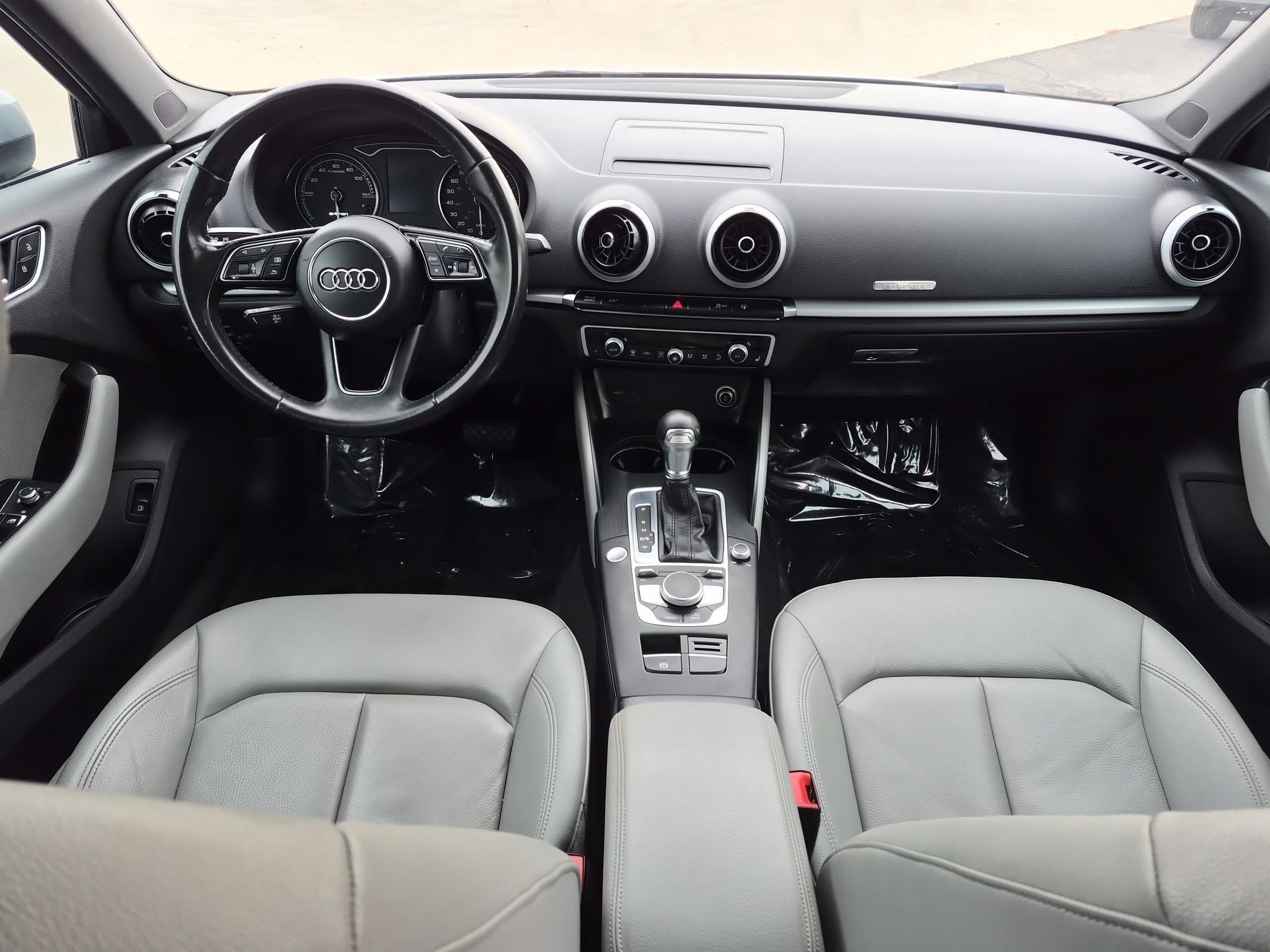 Used 2017 Audi A3 e-tron Premium FWD image 27