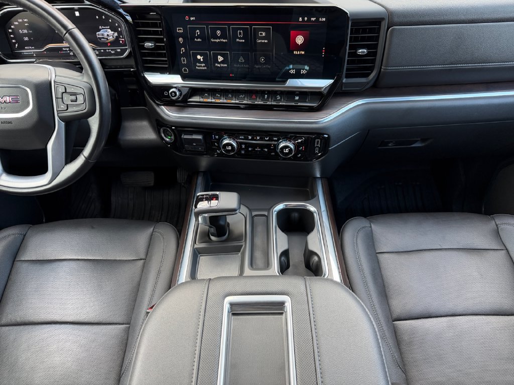 Used 2022 GMC Sierra 1500 SLT w/ SLT Premium Plus Package AWD/4WD image 27