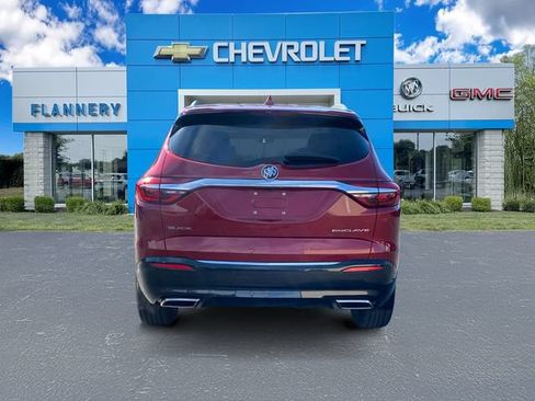Certified 2018 Buick Enclave Essence FWD image 4