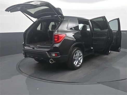 Certified 2024 Honda Passport EX-L image 40