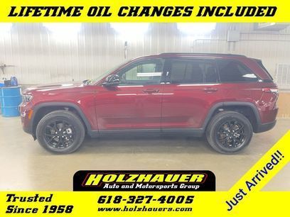 Used 2024 Jeep Grand Cherokee Altitude
