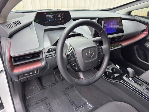 Used 2024 Toyota Prius Prime FWD image 12