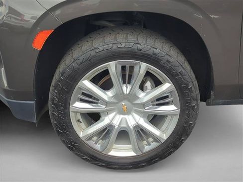 Used 2021 Chevrolet Tahoe High Country w/ Premium Package AWD/4WD image 30