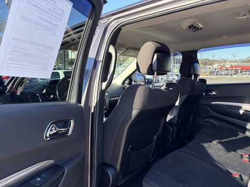 Used 2018 Dodge Durango SXT w/ 3rd Row Seating Group image 14