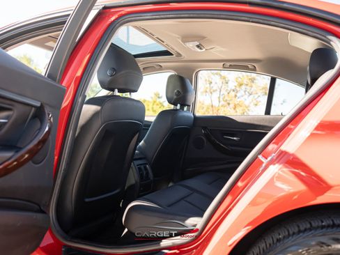 Used 2016 BMW 320i xDrive Sedan image 21