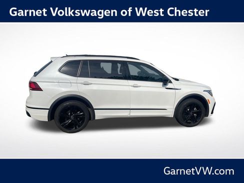 Certified 2024 Volkswagen Tiguan SE R-Line AWD/4WD image 6