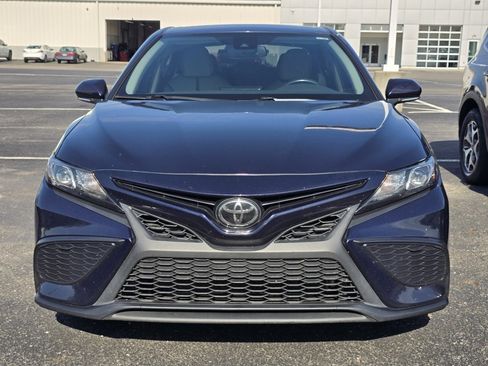 Used 2021 Toyota Camry SE w/ Cold Weather Package AWD/4WD image 2